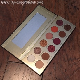 coloured_raine_queen_of_hearts_packaging_palette